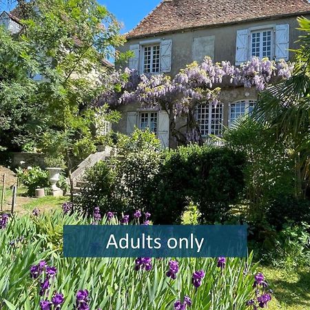 Bed and Breakfast Jardin Des Remparts Ортез Экстерьер фото